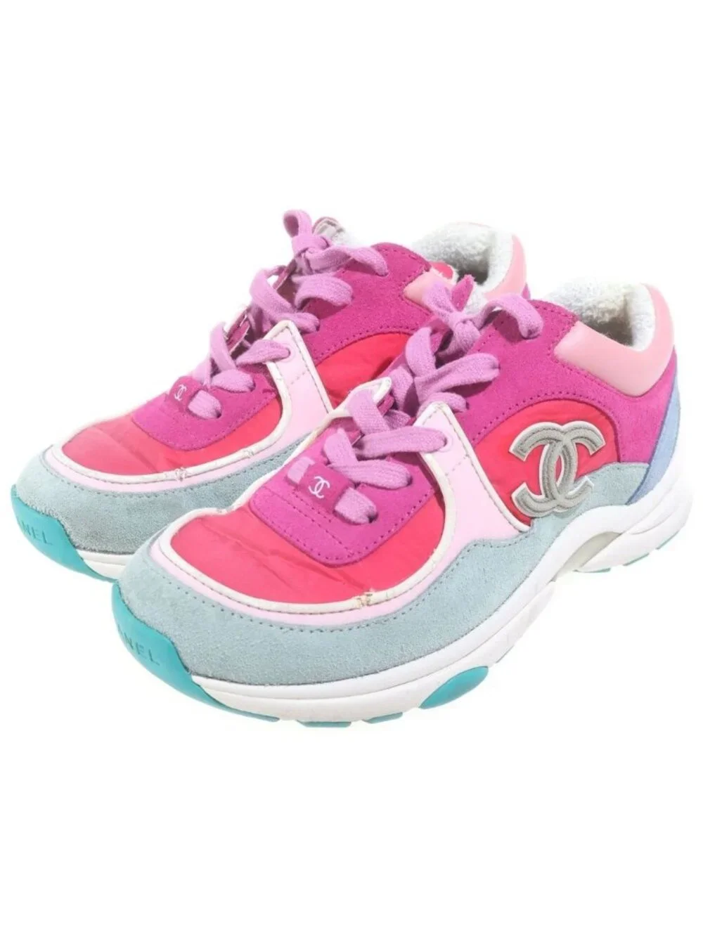 Chanel CC Logo Suede Low Cut Sneakers Pink